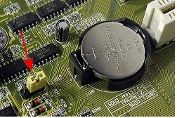 BATTERIA TAMPONE PC SCARICA